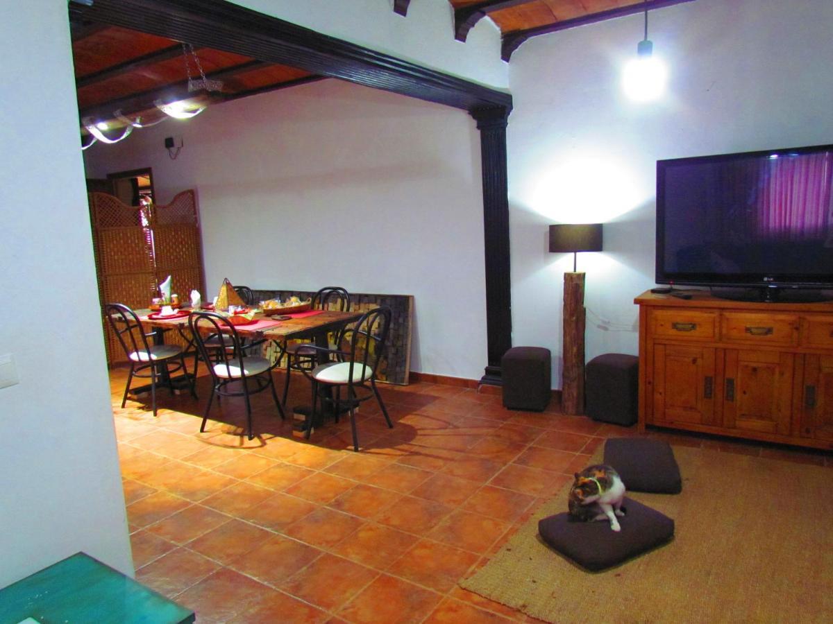 Apartamentos Casas Rurales Paraje San Blas Alburquerque Exterior foto