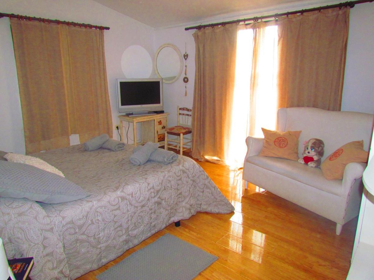 Apartamentos Casas Rurales Paraje San Blas Alburquerque Exterior foto